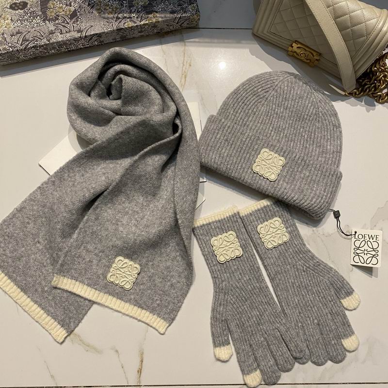 LOEVE  Set Cap Hat 3 Color s'