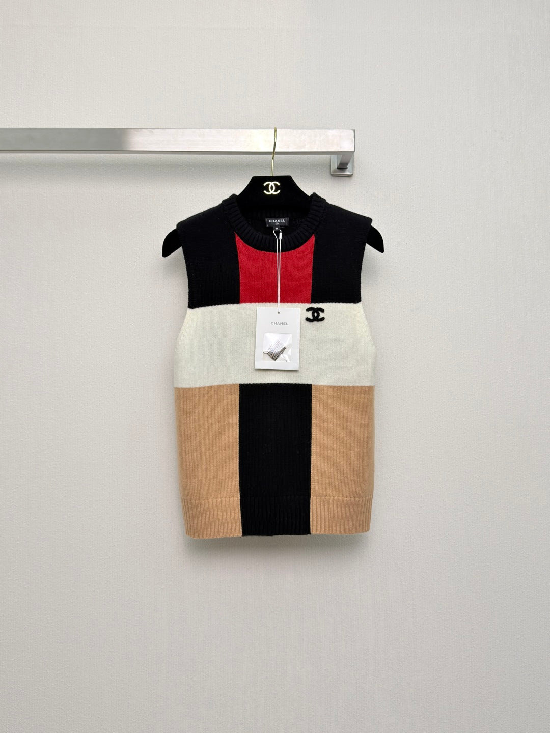 CHL Woman  Vest sweater