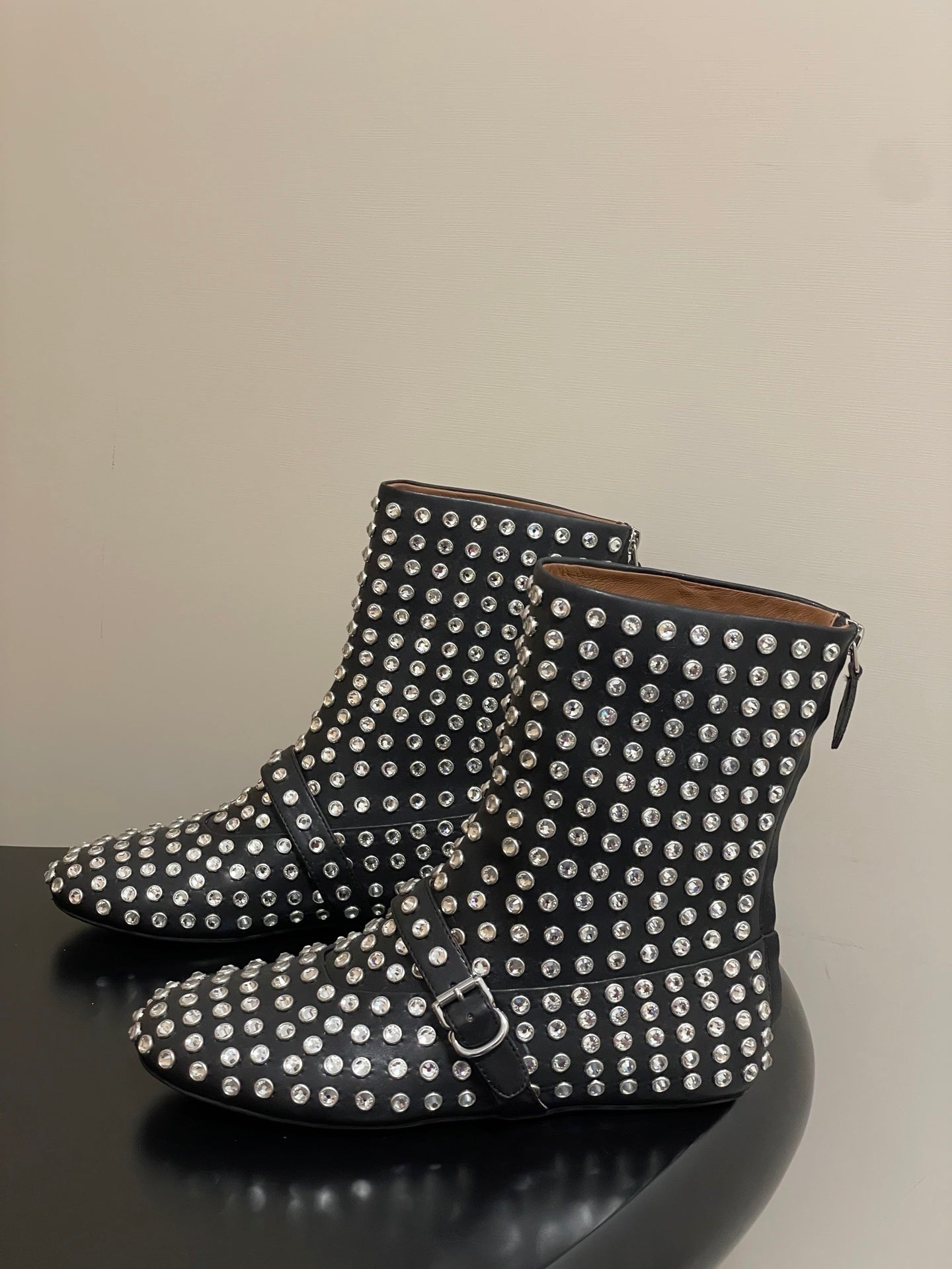 A1LAIA  Boots Woman 2 Color's