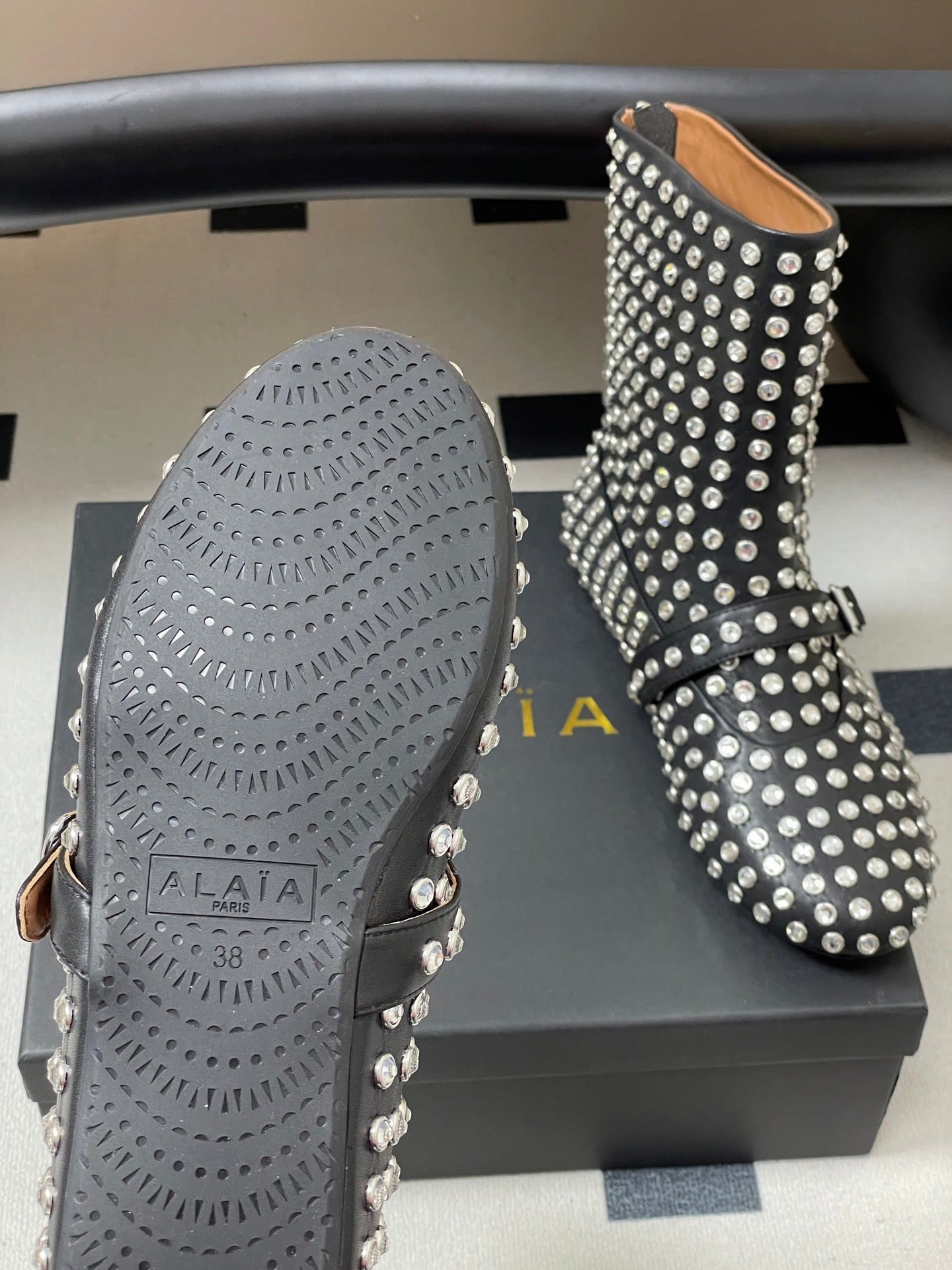 A1LAIA  Boots Woman 2 Color's