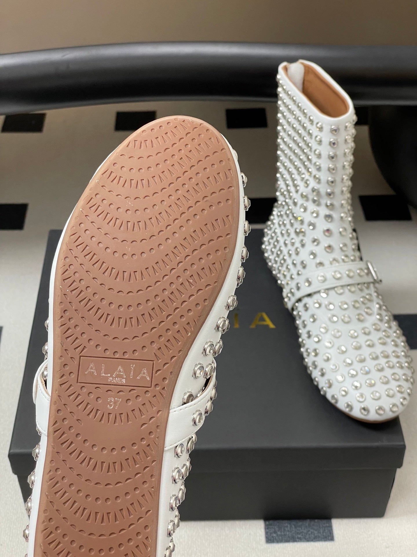 A1LAIA  Boots Woman 2 Color's