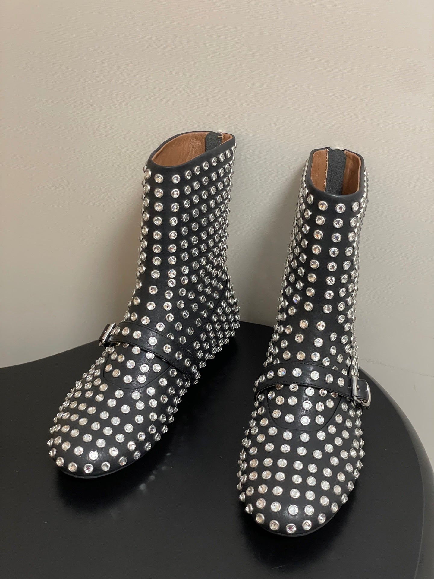 A1LAIA  Boots Woman 2 Color's