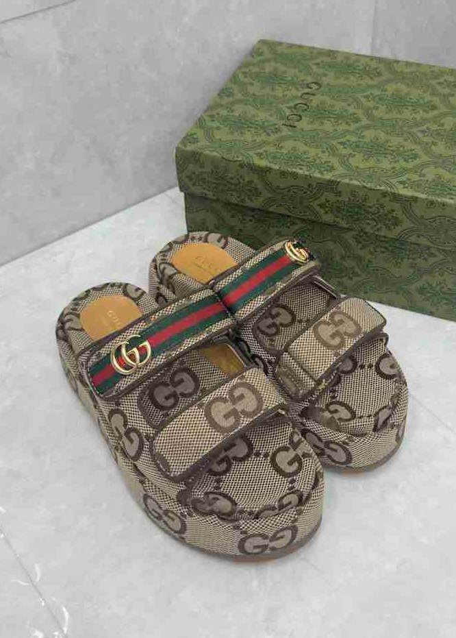 GU  Slippers Sandals  Woman 42