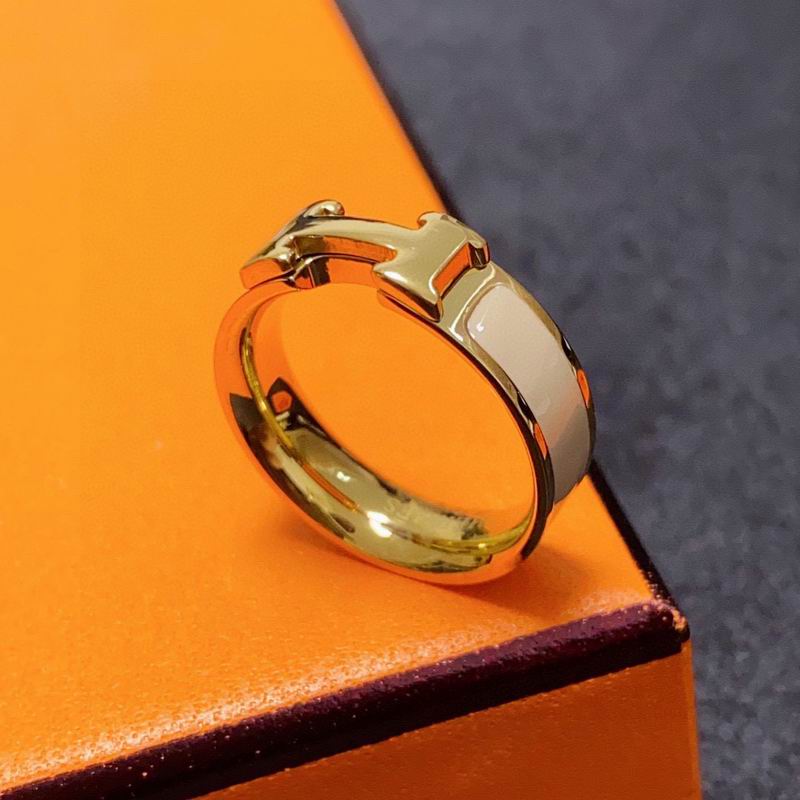 HRM Fashion Rings 4 Color's
