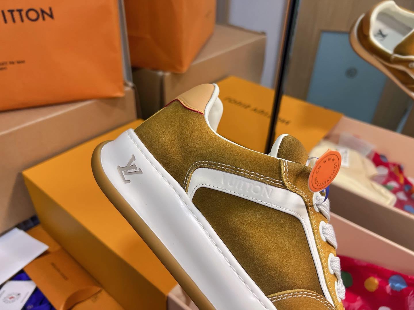 LU  Sneakers Unisex 3 Color
