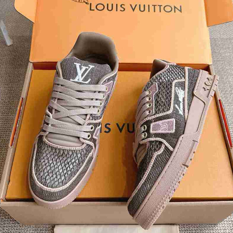 LU  Sneakers  2 Color's 46