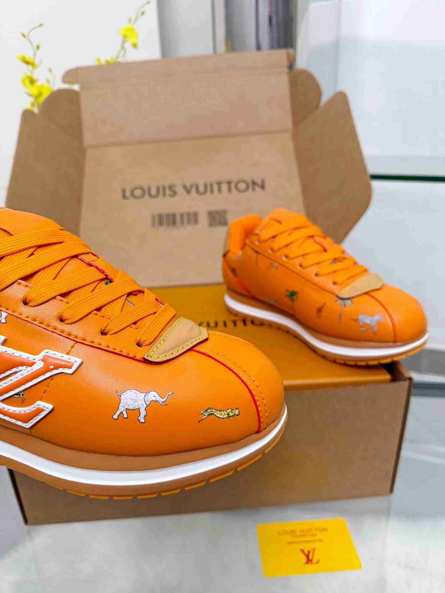 LU  Buttersoft  Sneakers 10 Color's