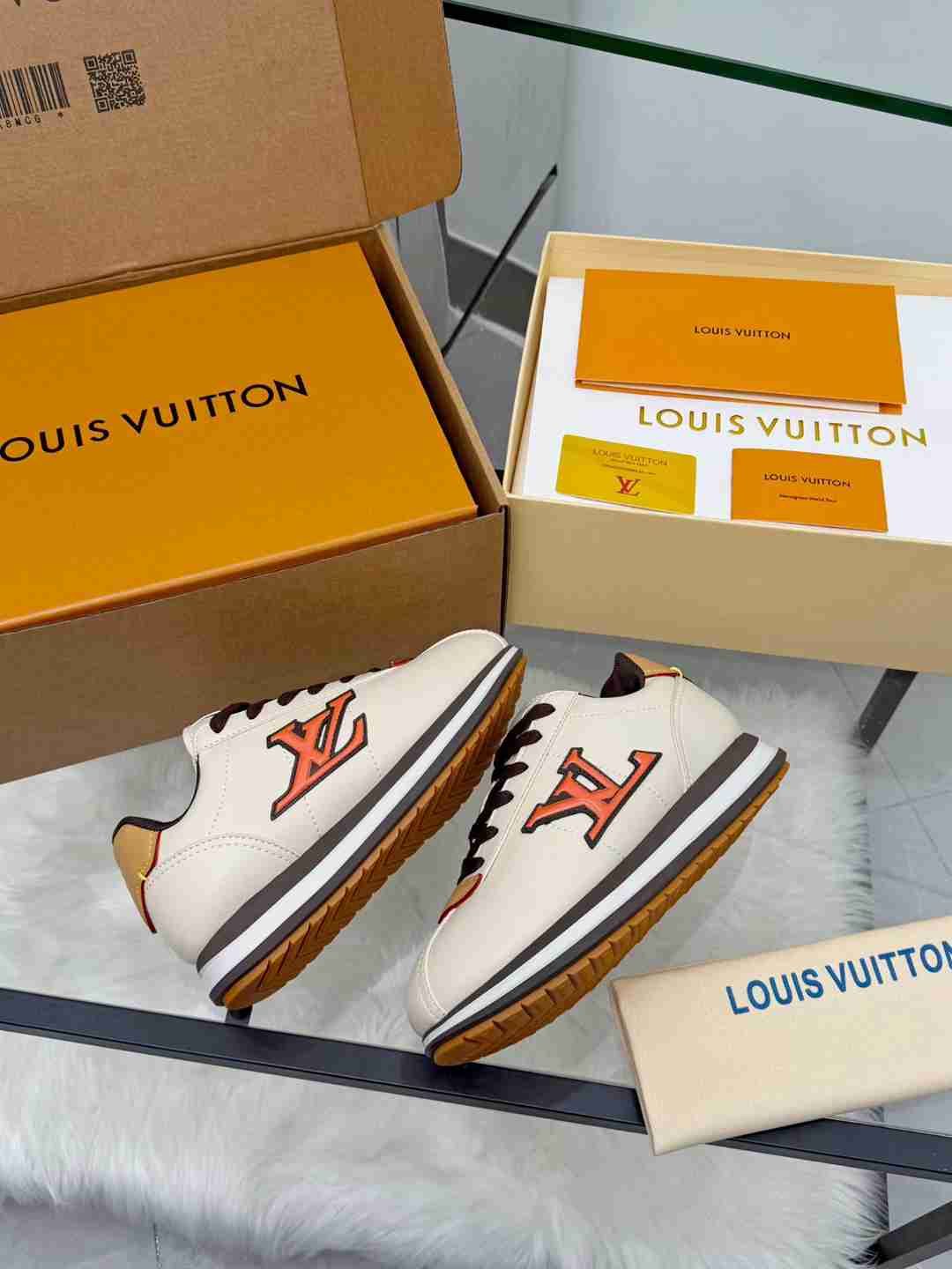LU  Buttersoft  Sneakers 10 Color's