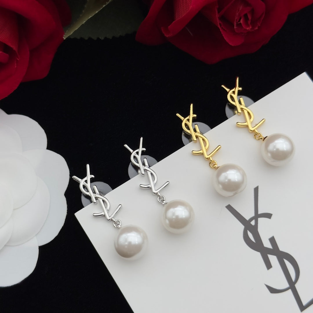 Y L   Fashion earrings  SALE-min order required