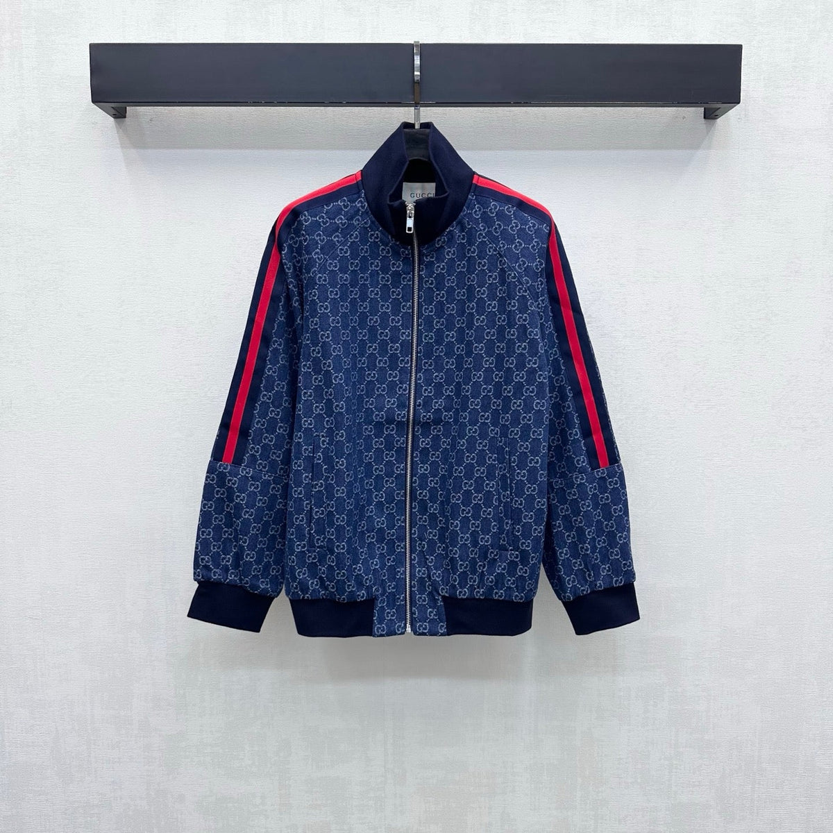 GU Woman  Sport Suits Limited edition