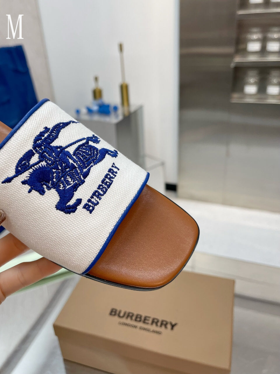 BURBBER Slippers 7 Color's Woman 42