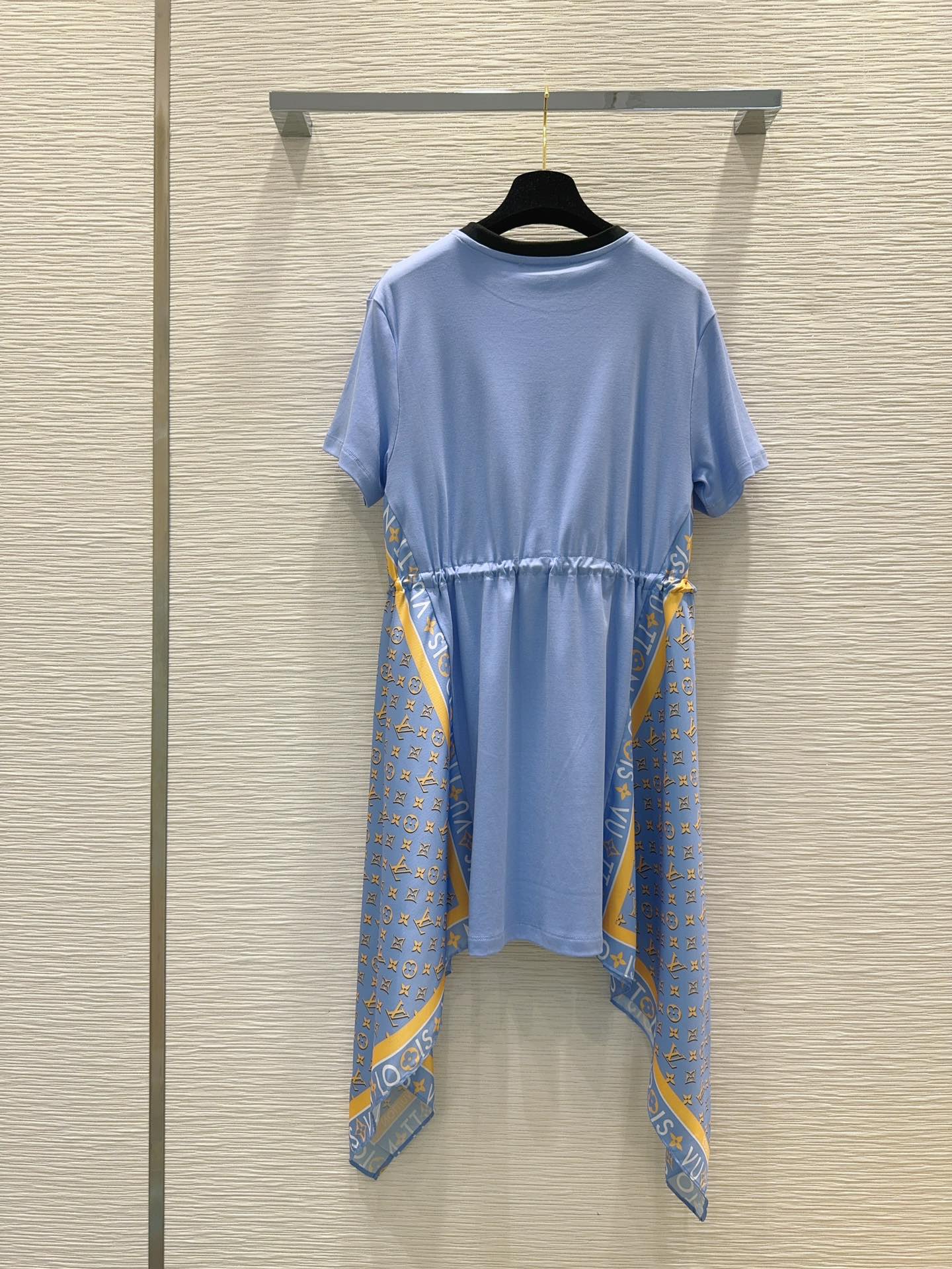 LU  Scarf Insert T-Shirt Dress 2 Color 's