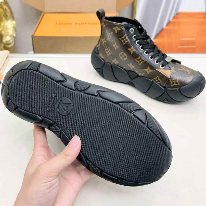 LU  Sneakers Shoes Woman High