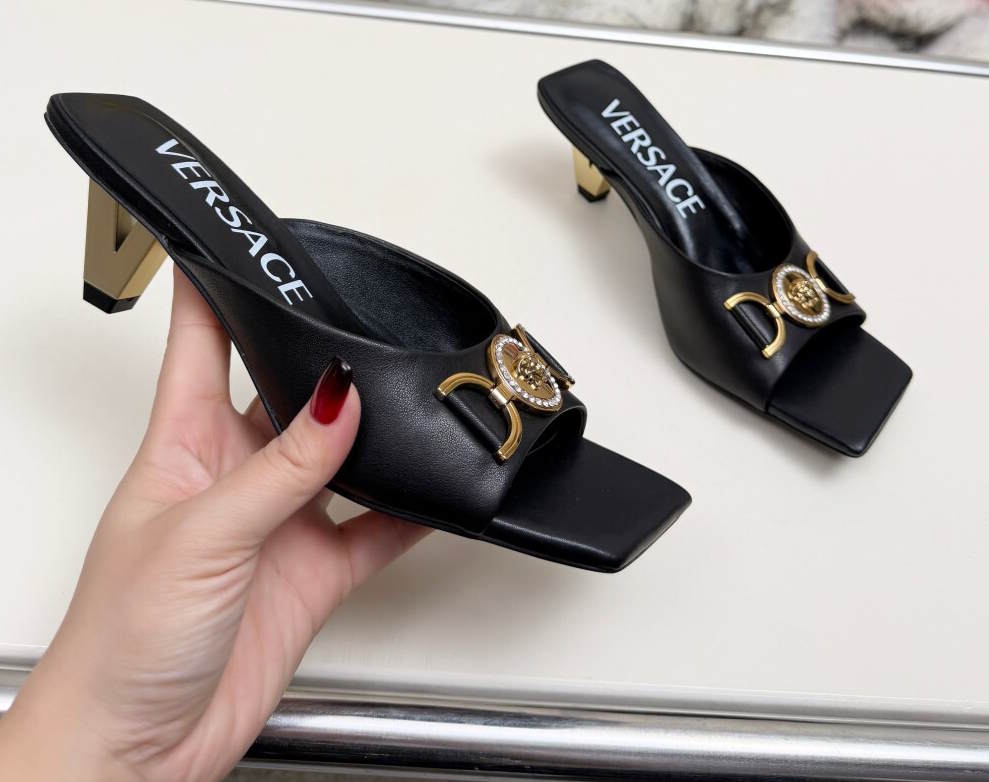 VRC Slippers Woman 2 Color's