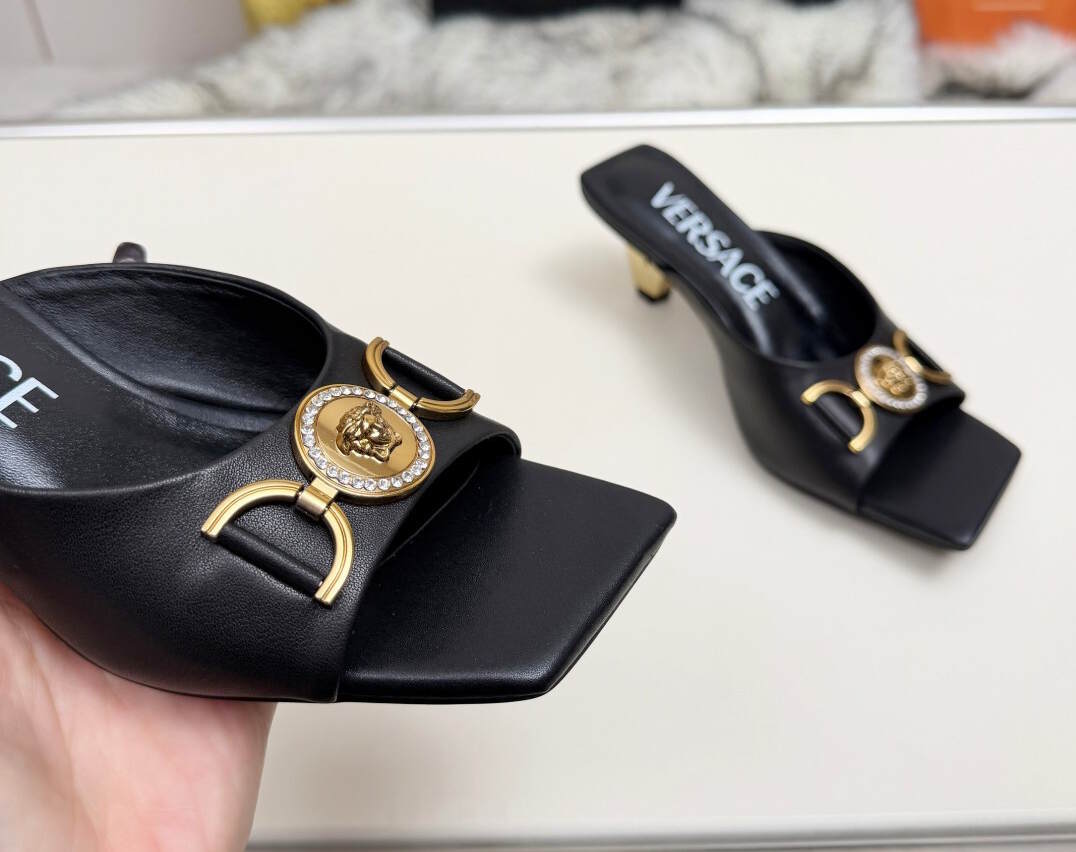 VRC Slippers Woman 2 Color's