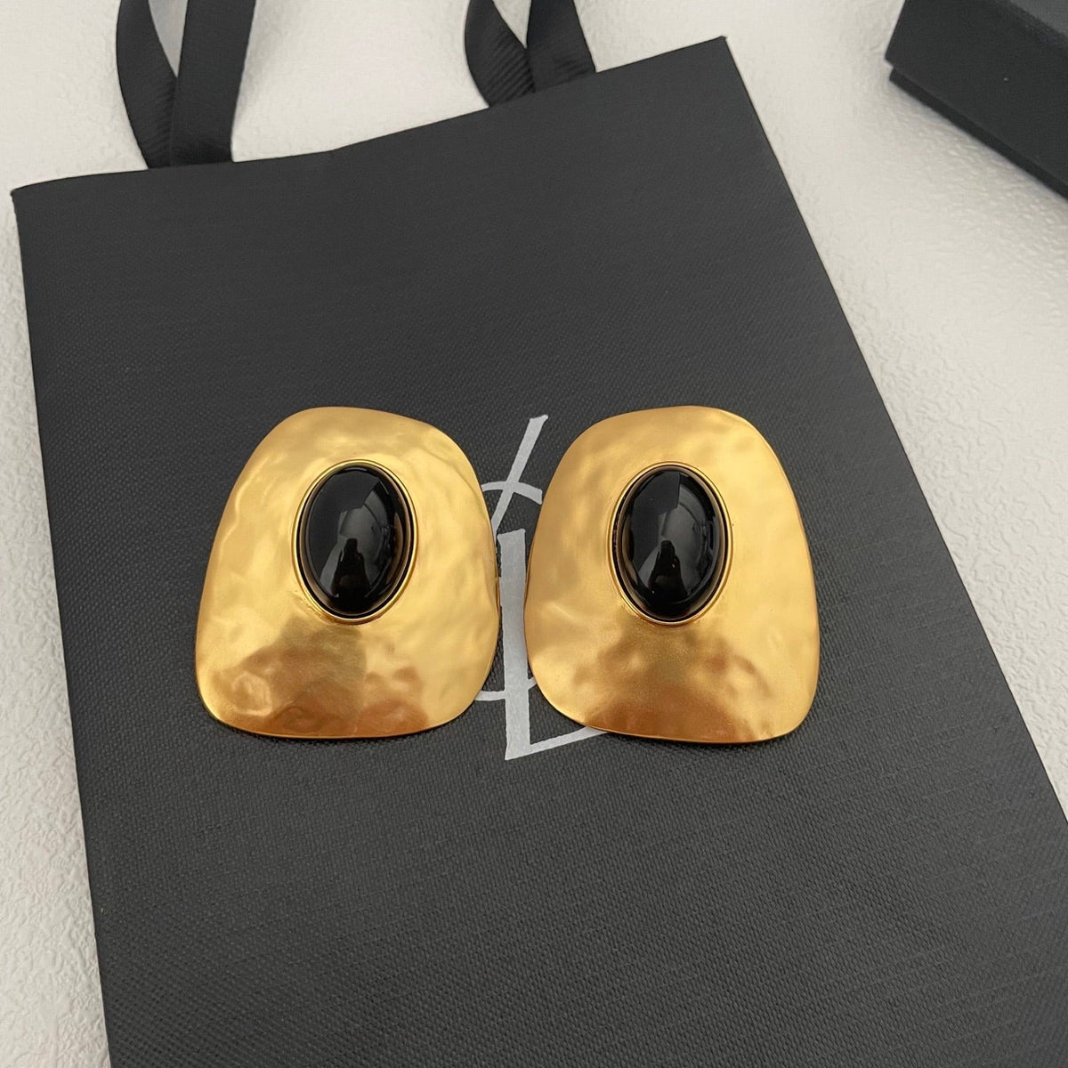 Y L Fashion earrings