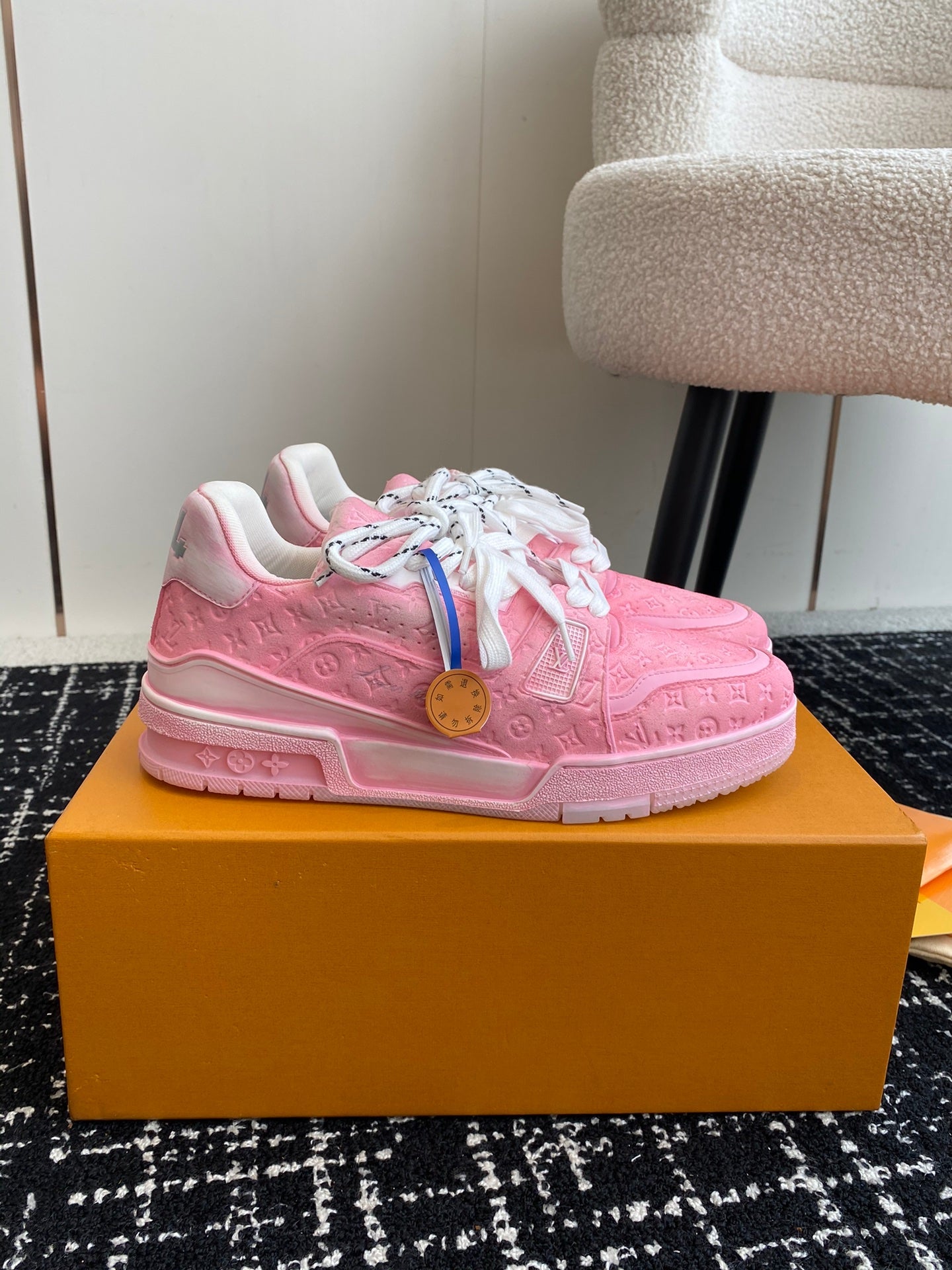 LU Sneakers Woman Pink