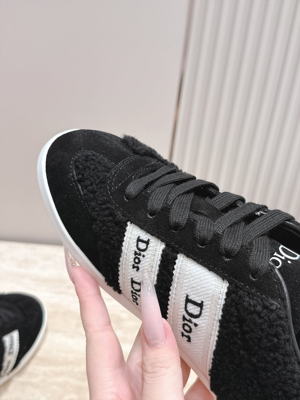 CHD Shearling woman  Sneakers 2 Color's