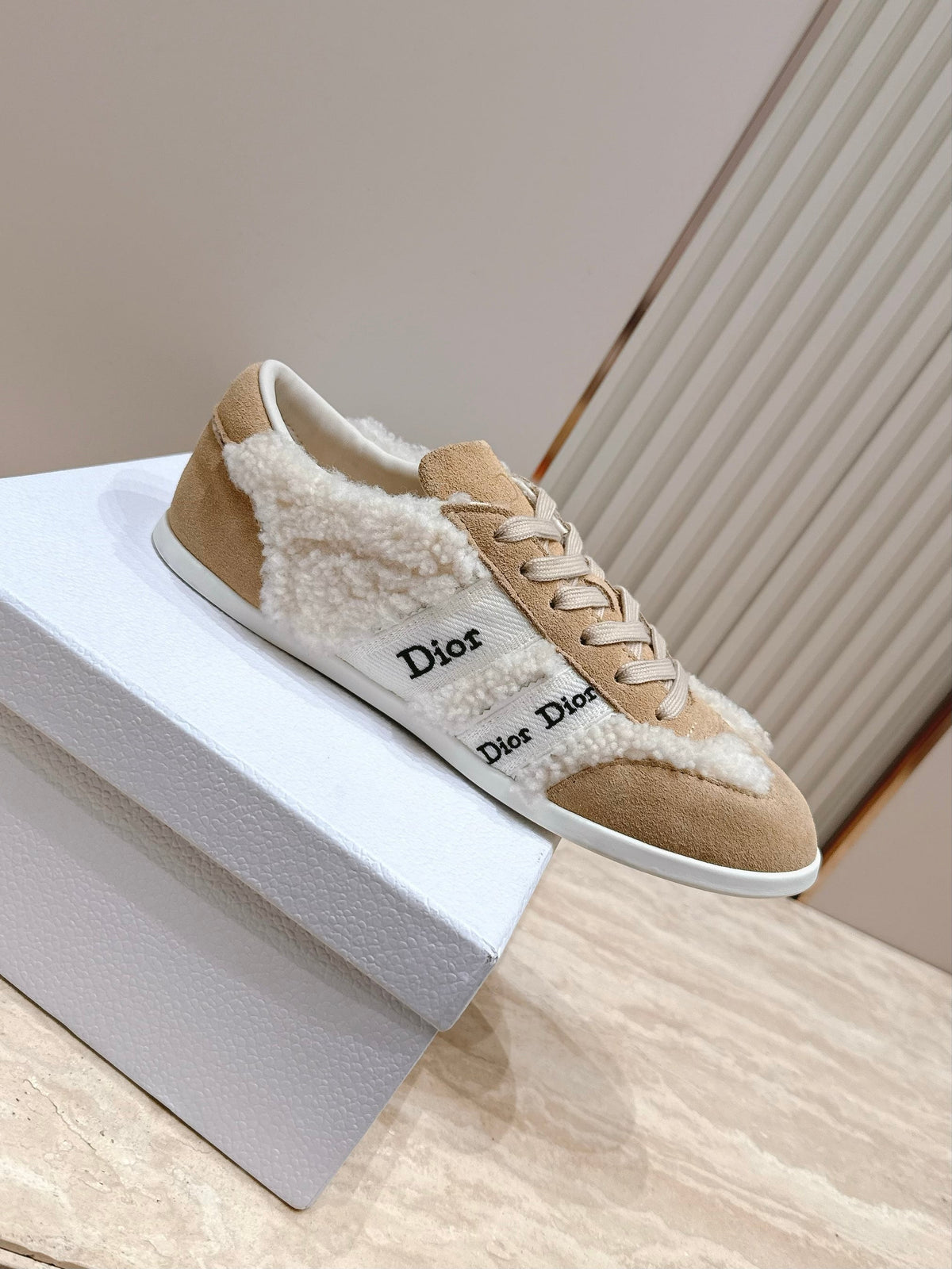 CHD Shearling woman  Sneakers 2 Color's
