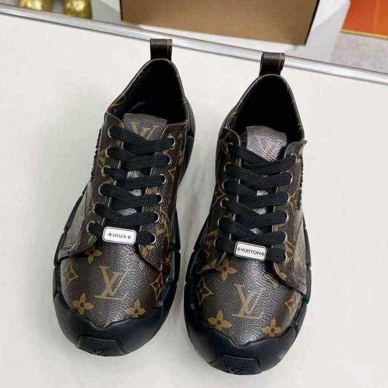 LU  Sneakers Shoes Woman