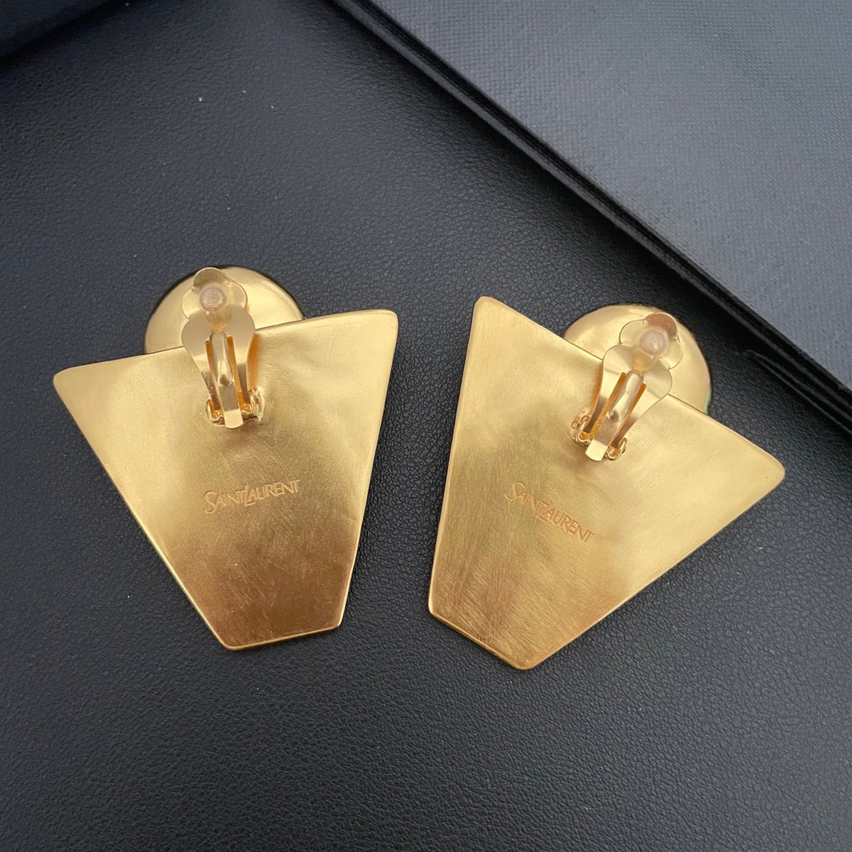 Y L Fashion earrings