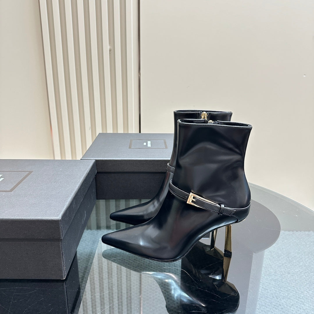 Y L  Boots Woman Low