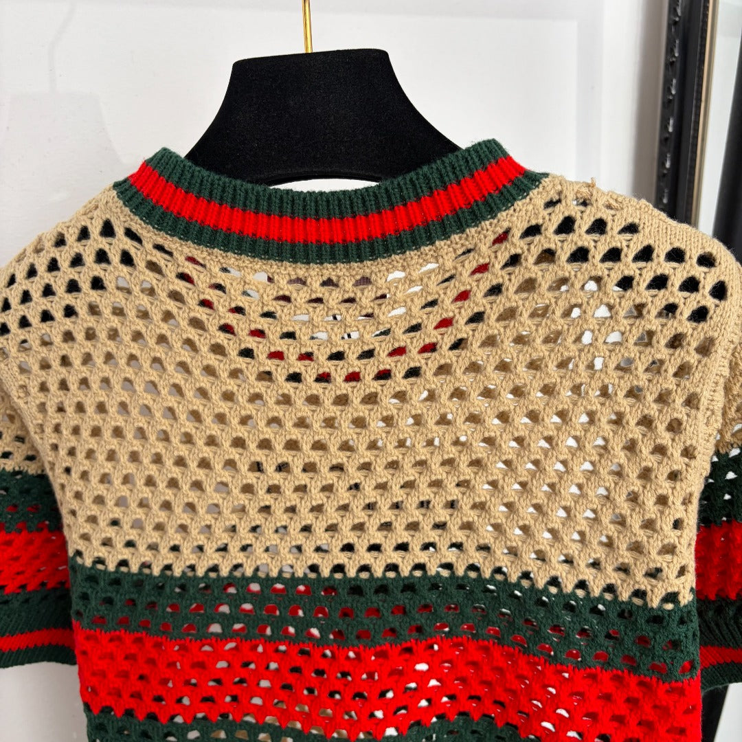 GU Woman  sweater