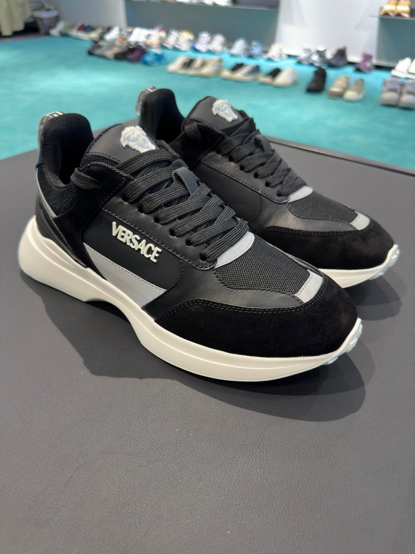 VRC  Sneakers Man 4 Color 's