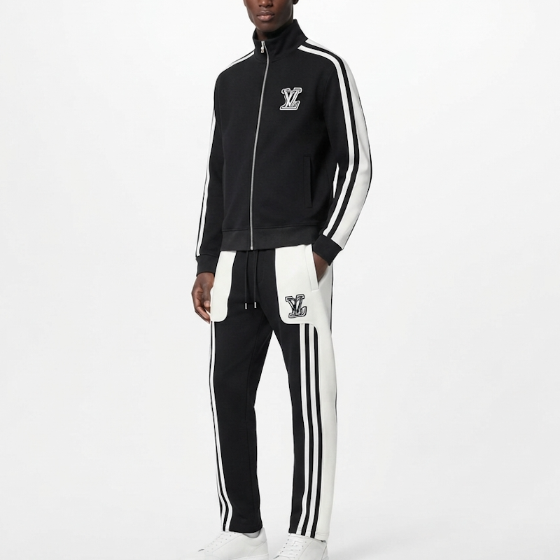 sport suit 