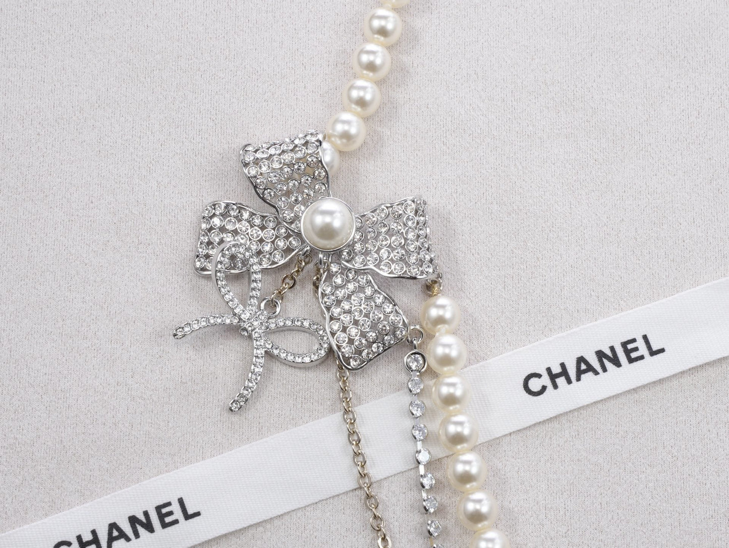 CHL Fashion Necklace