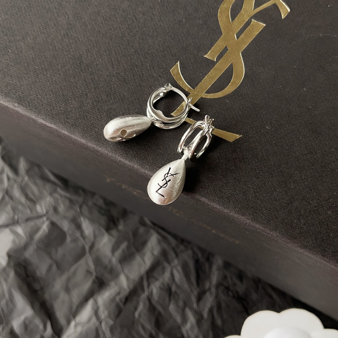 Y L   Fashion earrings  SALE-min order required