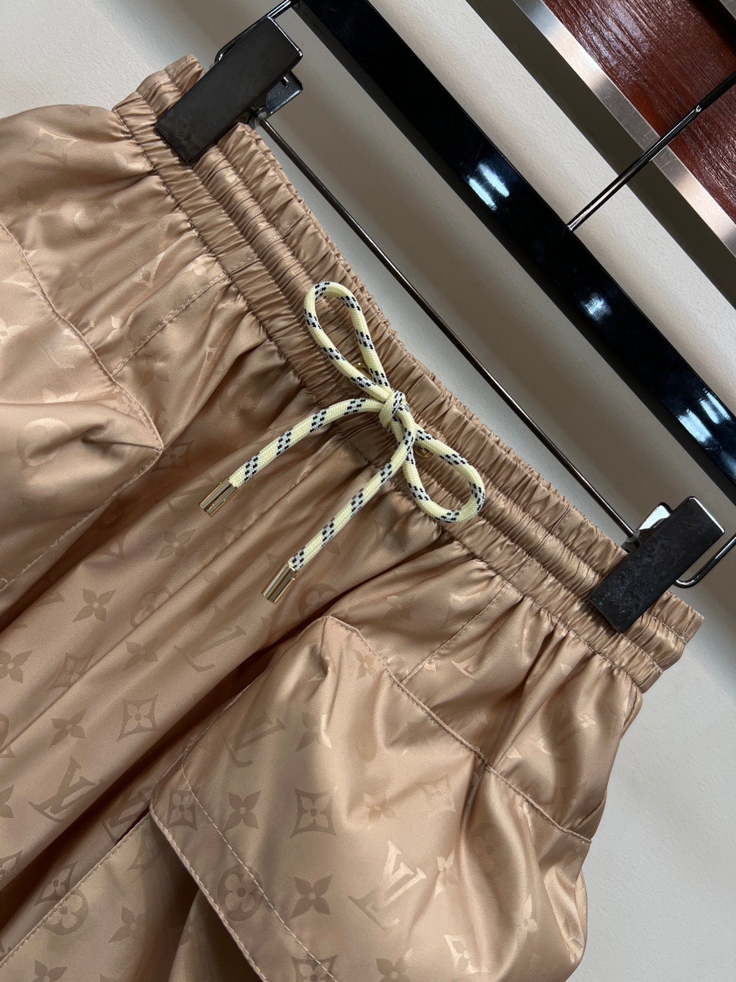 LU  Woman Shorts pants