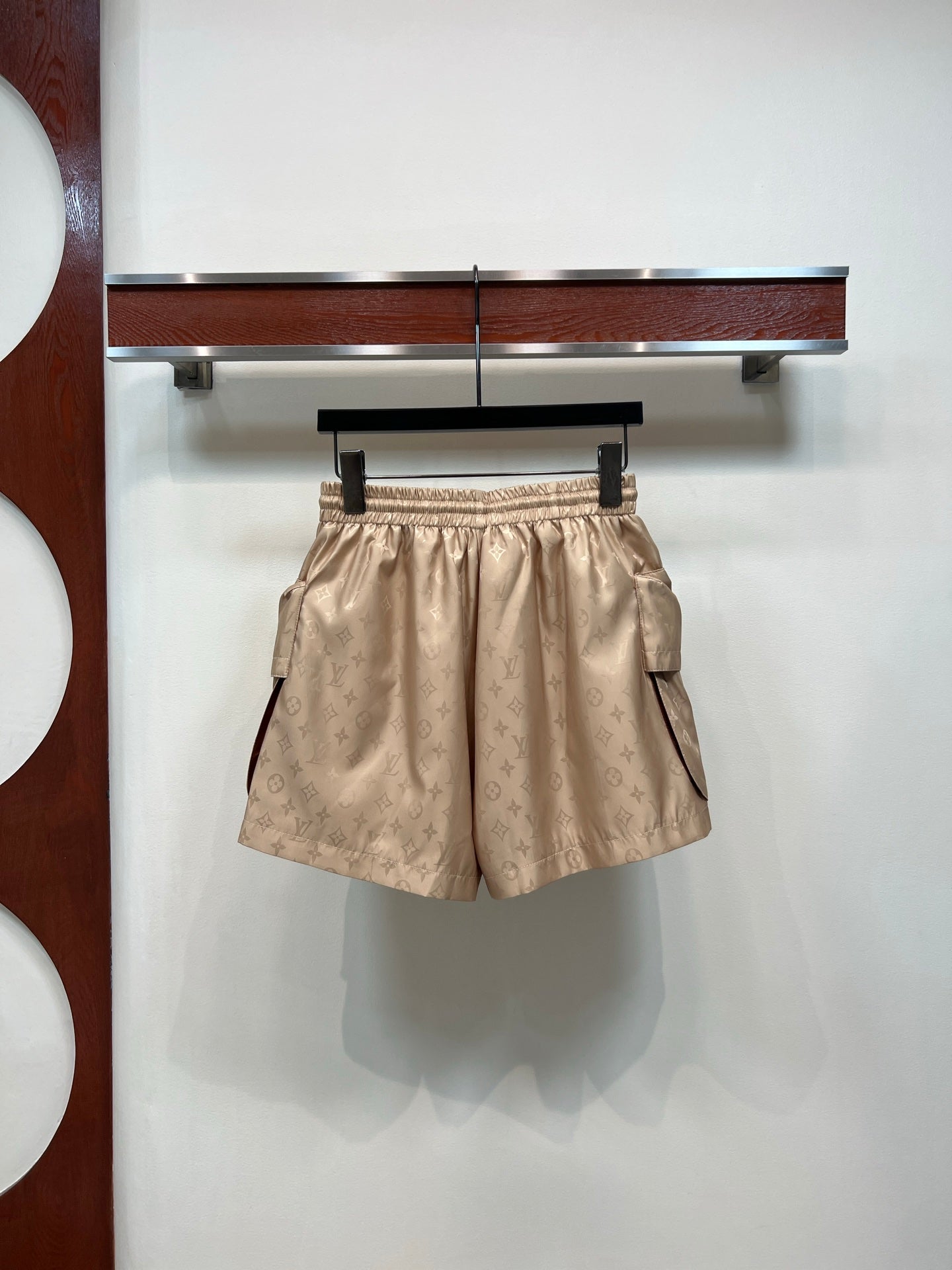 LU  Woman Shorts pants