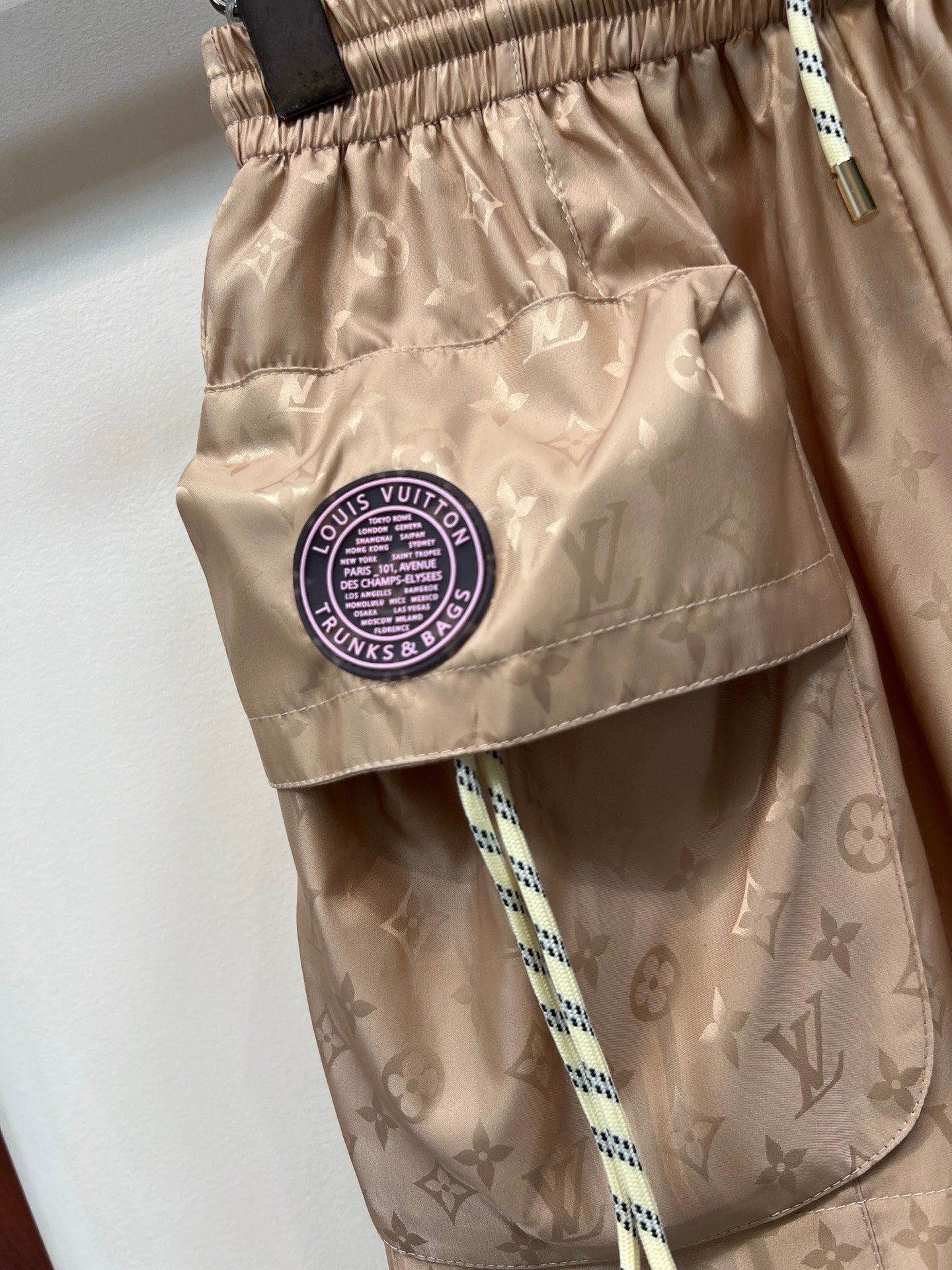 LU  Woman Shorts pants