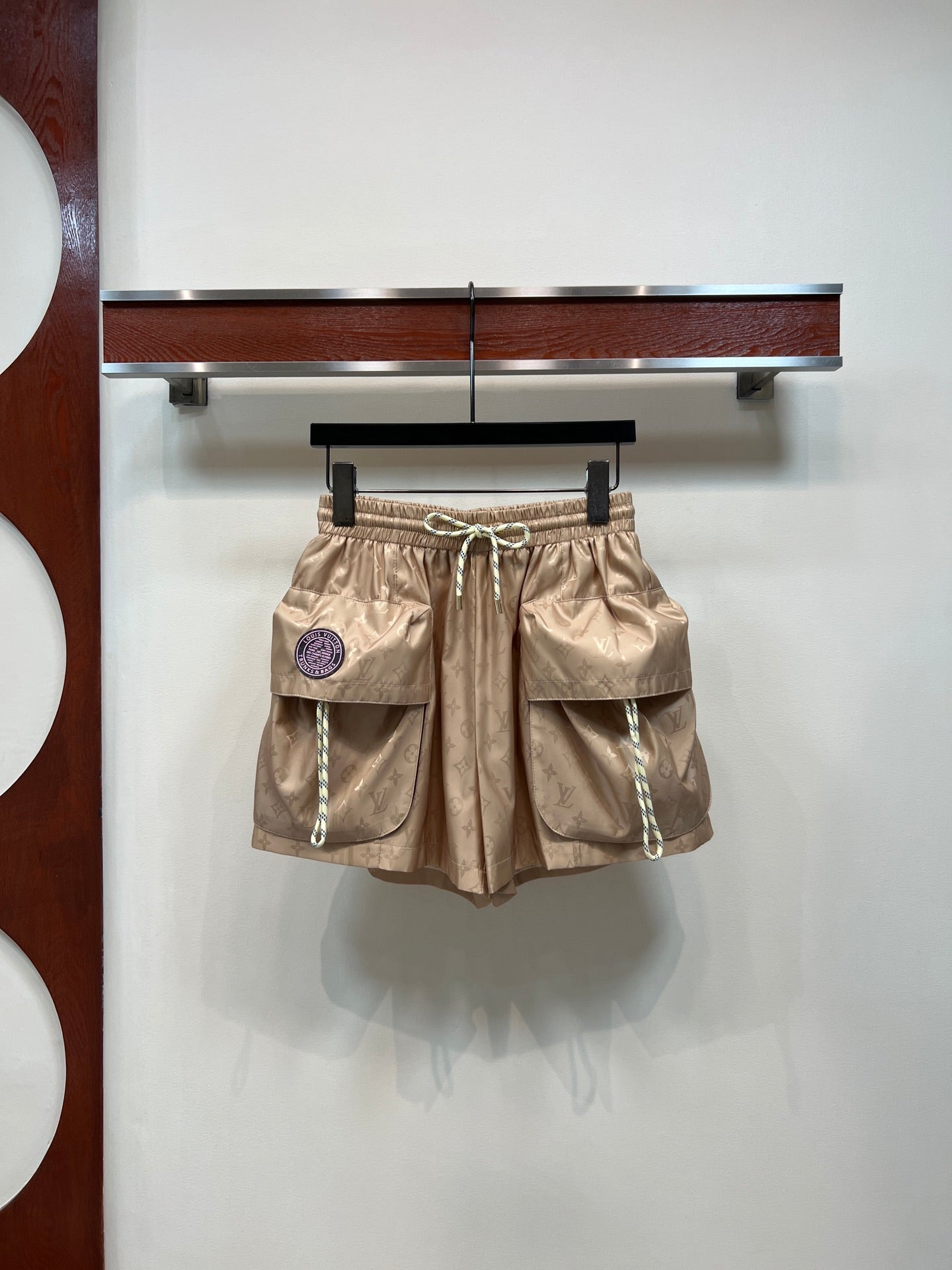 LU  Woman Shorts pants