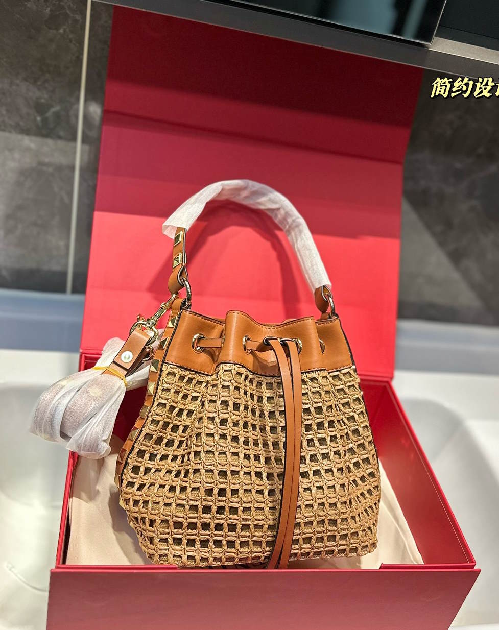 VV  Bag raffia  3 Color's Small 19 cm