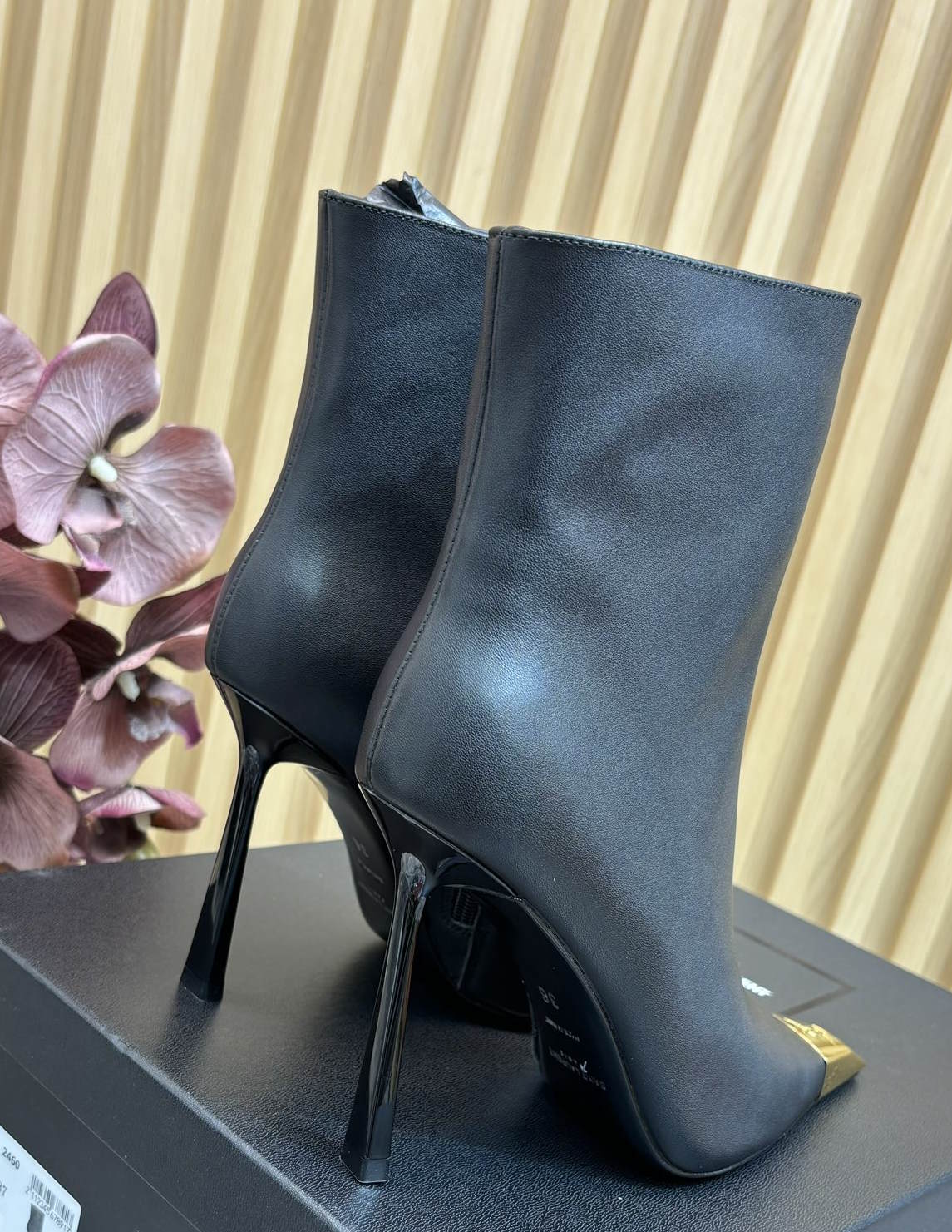 Y L   Boots Woman Low 2 Color's