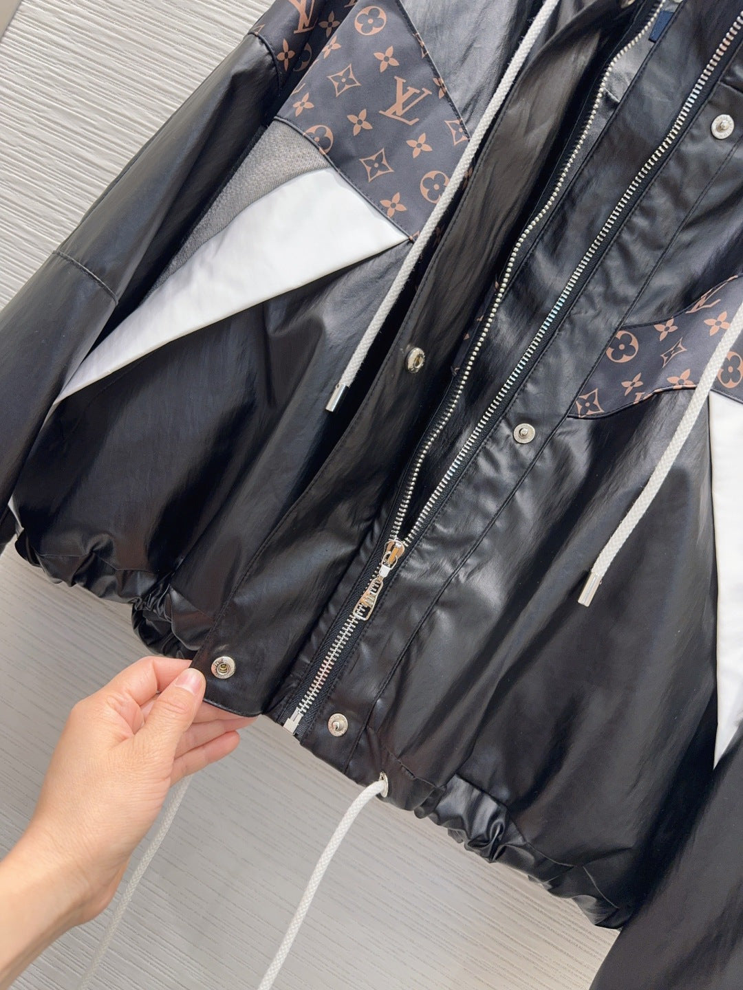 LU Woman  Jacket Hoodie