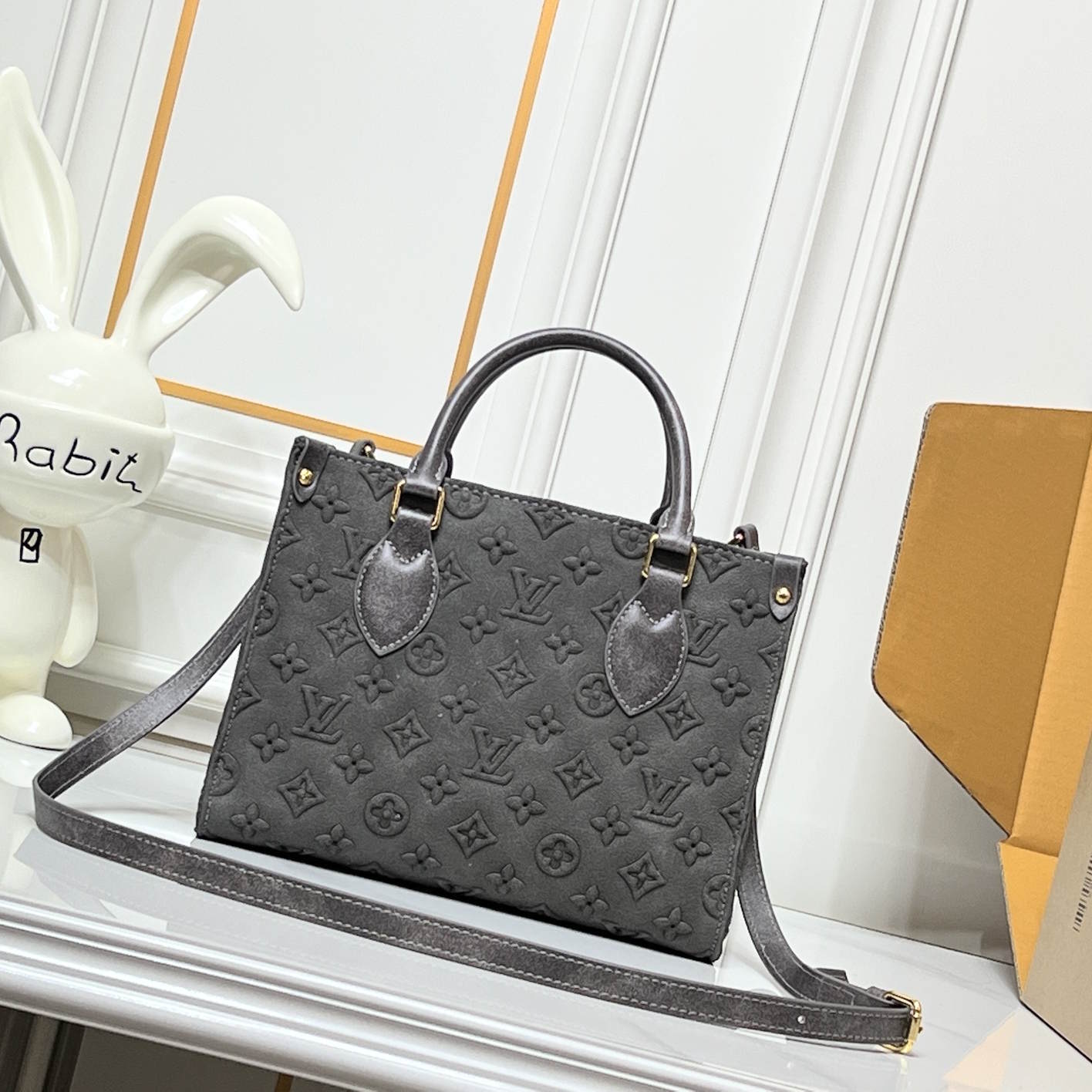 LU bag Monogram 25