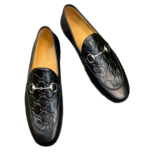 GU Shoes Man