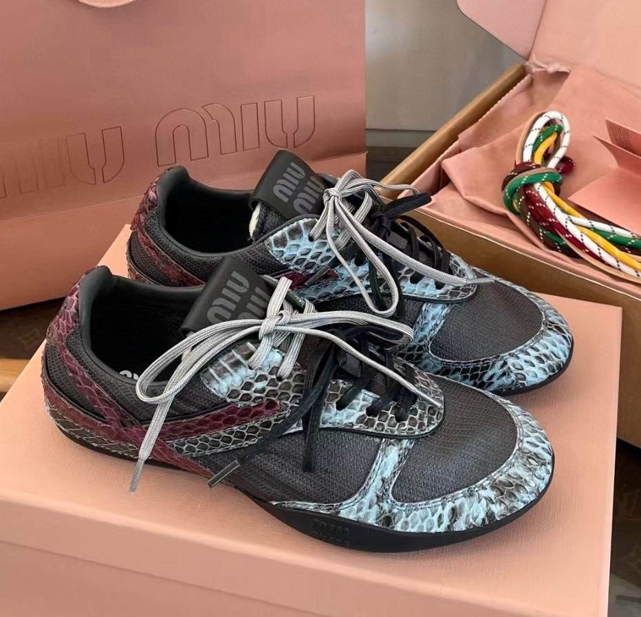 MI MI  Sneakers Woman 2 Color 's