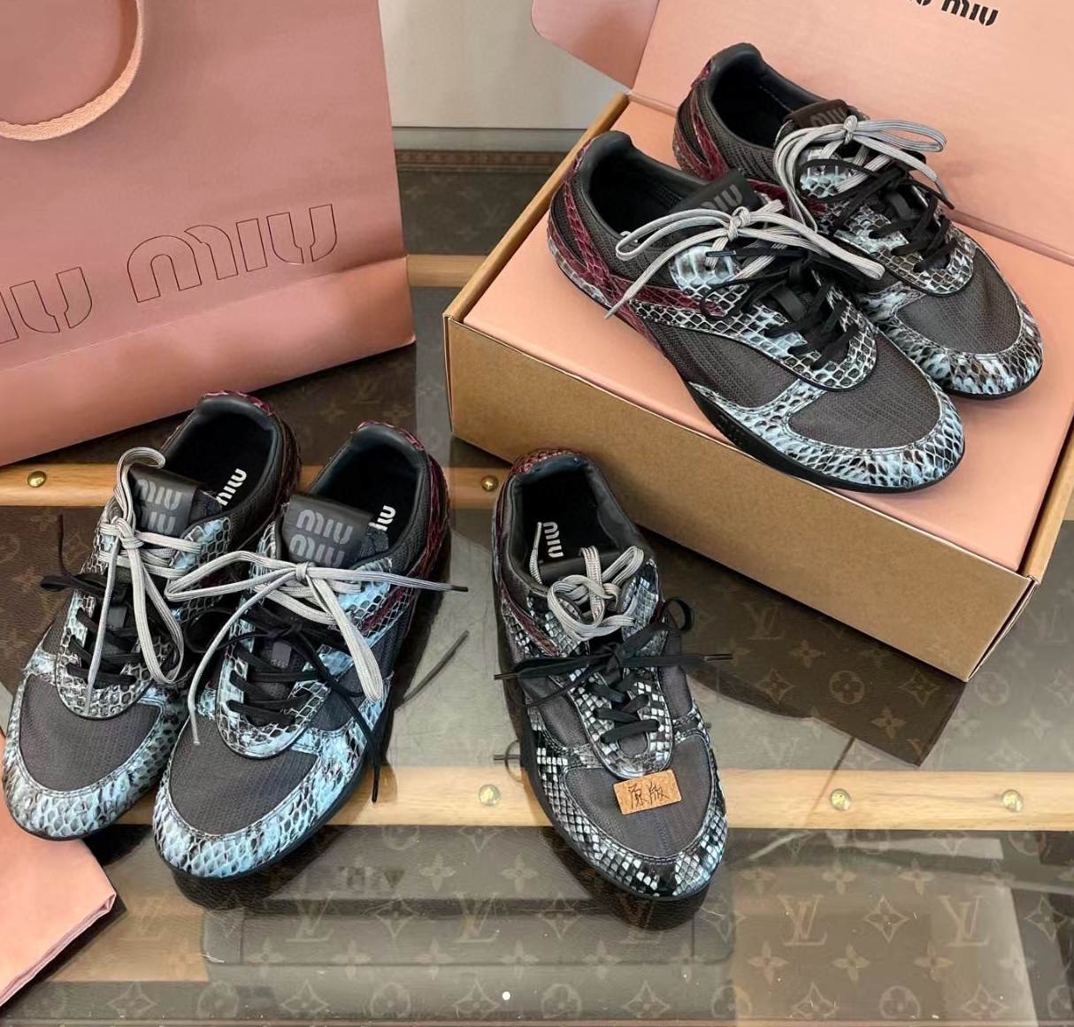 MI MI  Sneakers Woman 2 Color 's