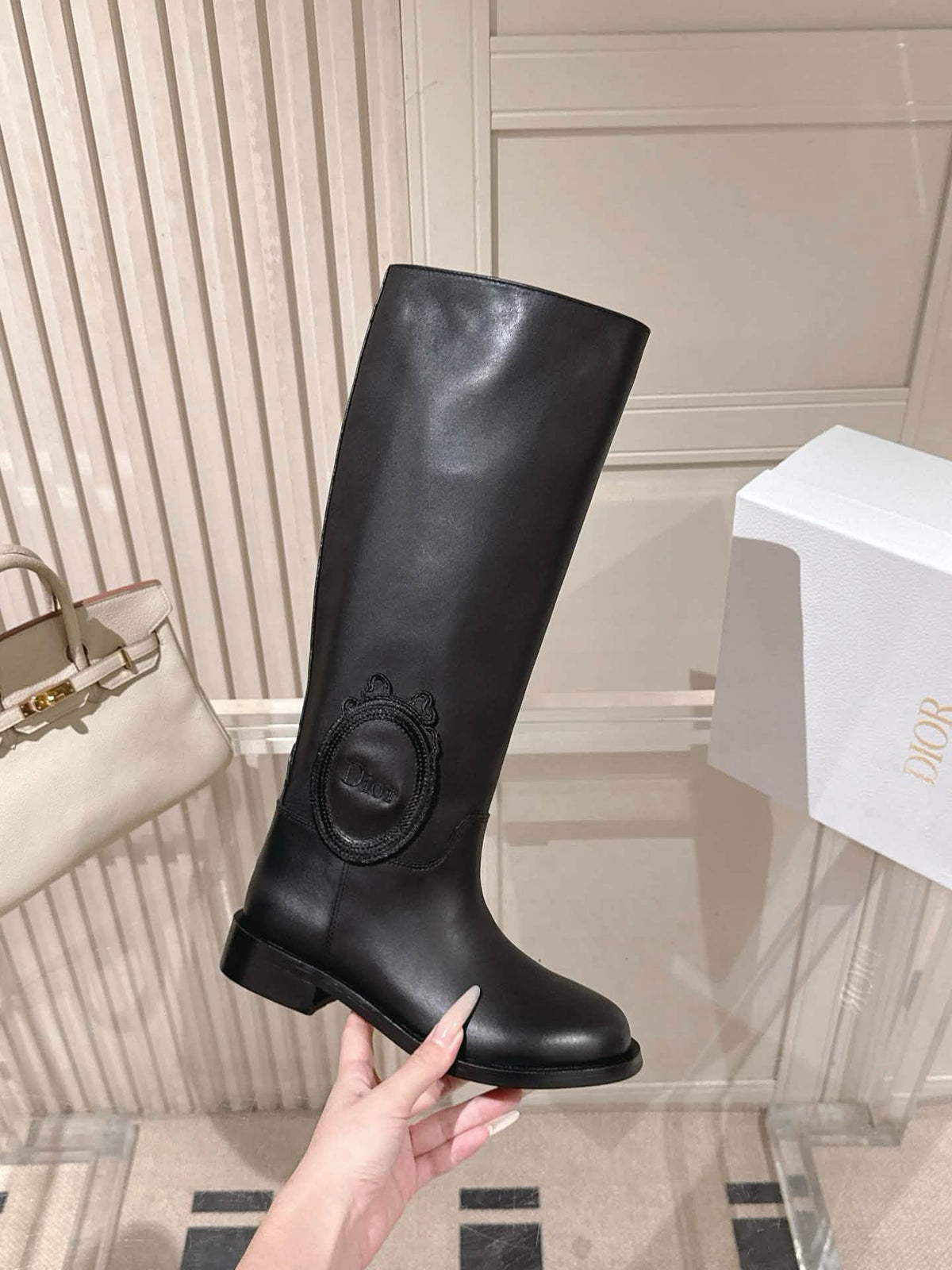 CHD Boots Woman High Medalion