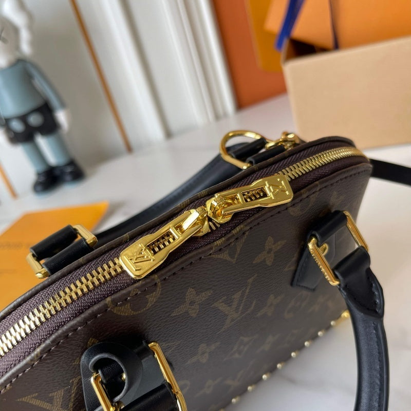 LU bag Monogram 25