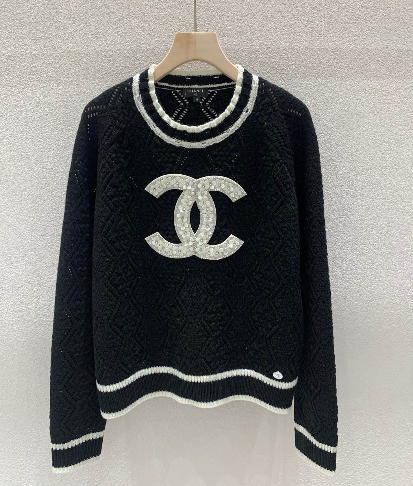 CHL Sweater 2 Color's Woman