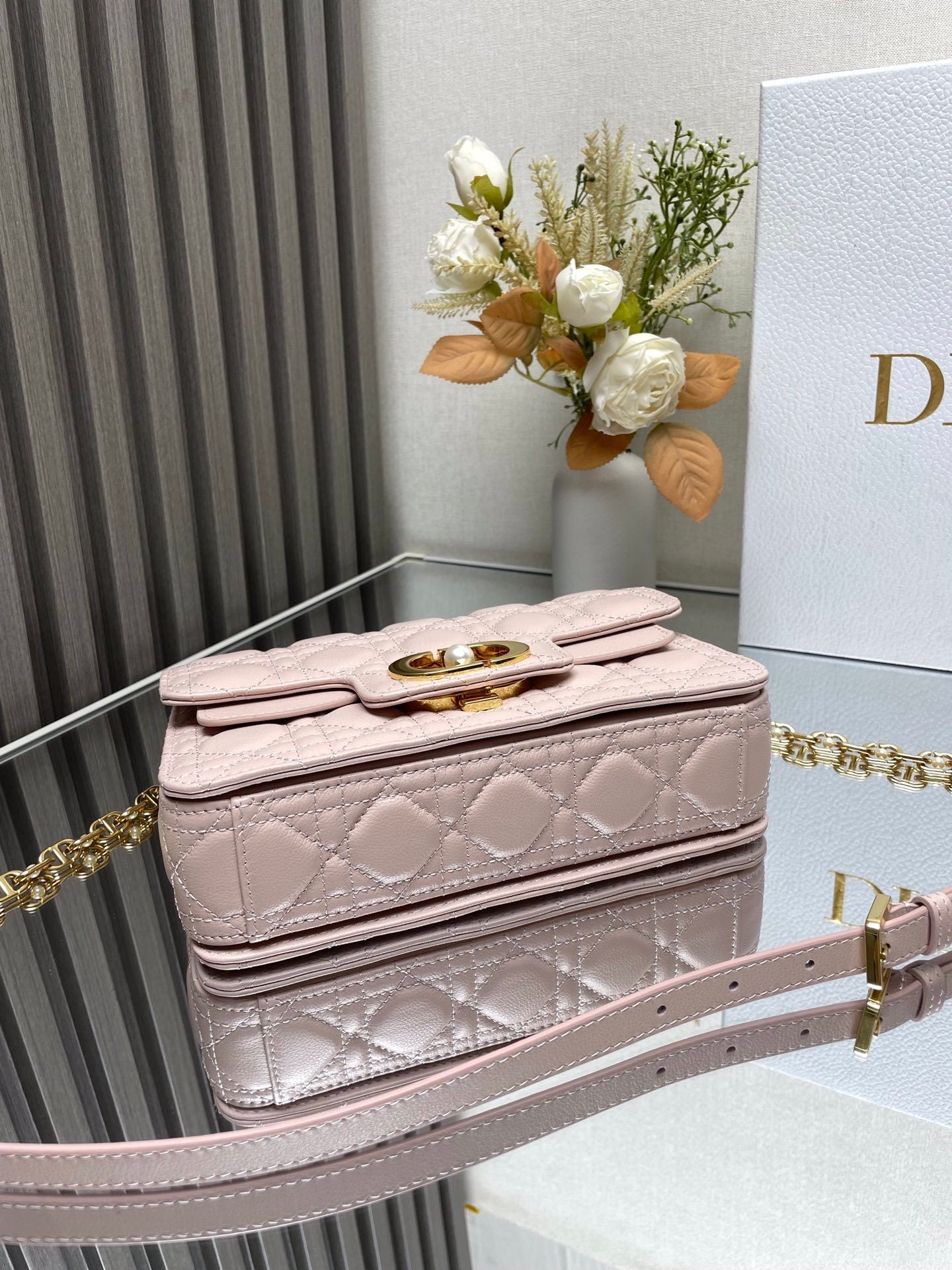 CHD  Jolie Top Handle Bag Small 22 cm 2 Color's