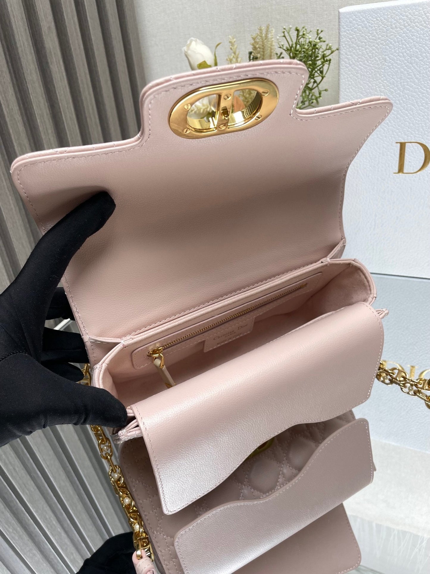 CHD  Jolie Top Handle Bag Small 22 cm 2 Color's