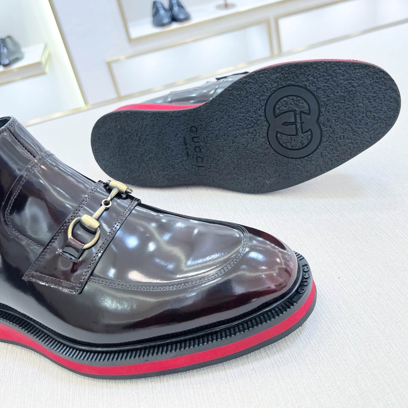 GU  Shoes Man 46