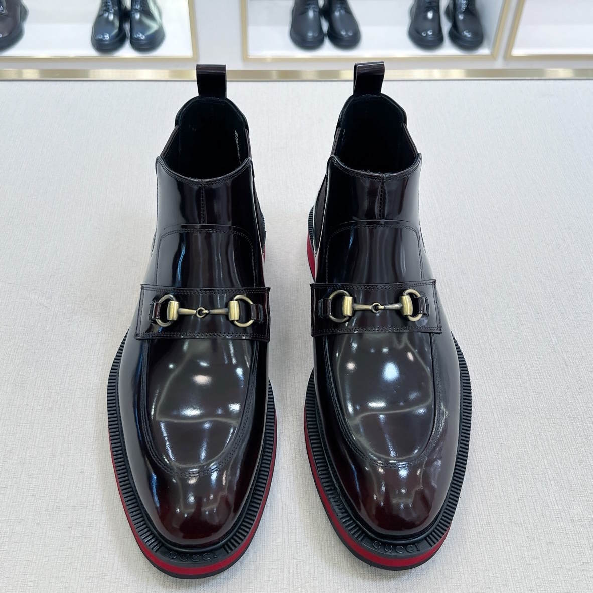 GU  Shoes Man 46