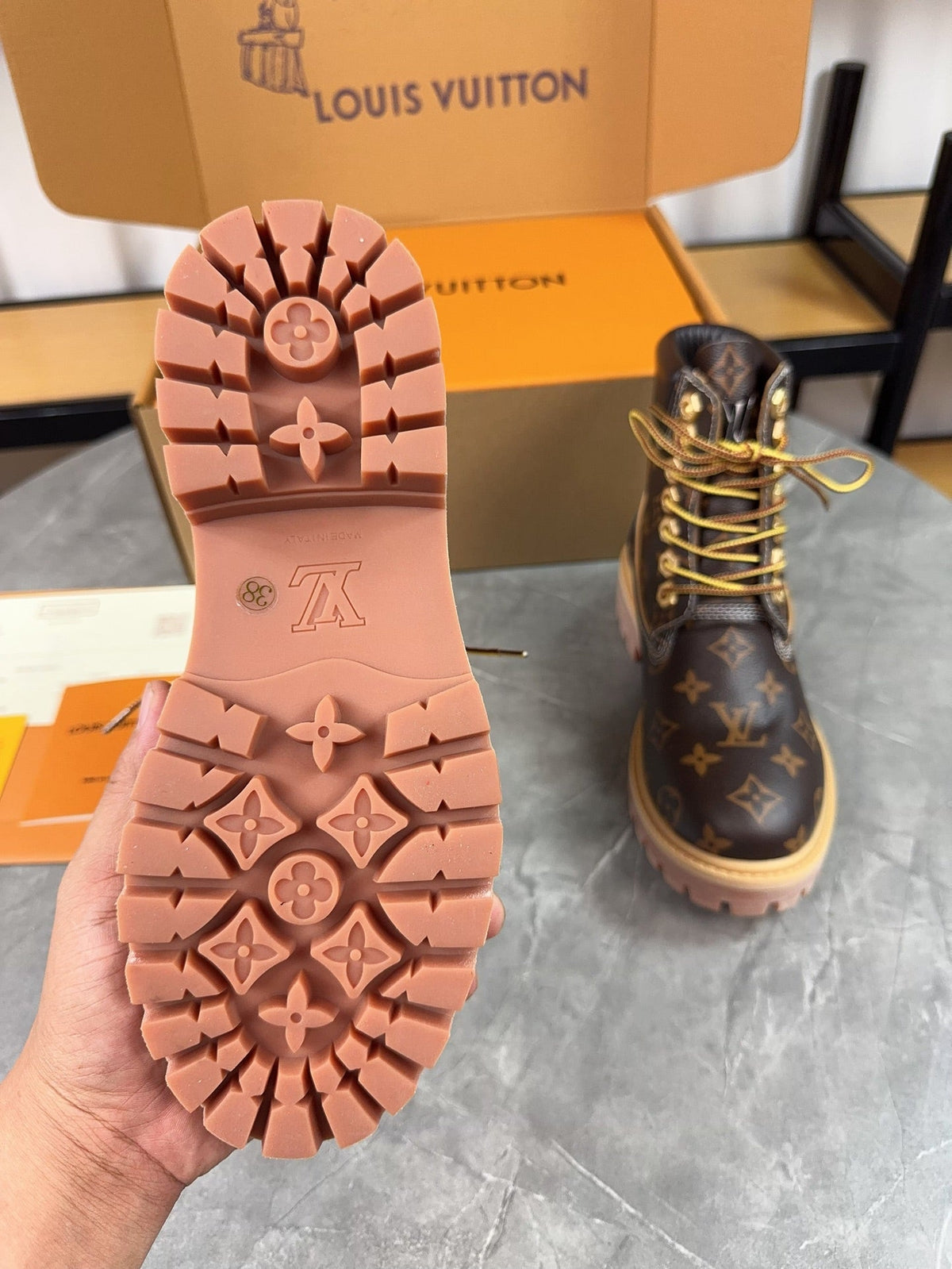 LU x TIMBER LAND  Boots 9 Color's